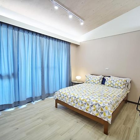 Kyushu Homestay Tainan Esterno foto