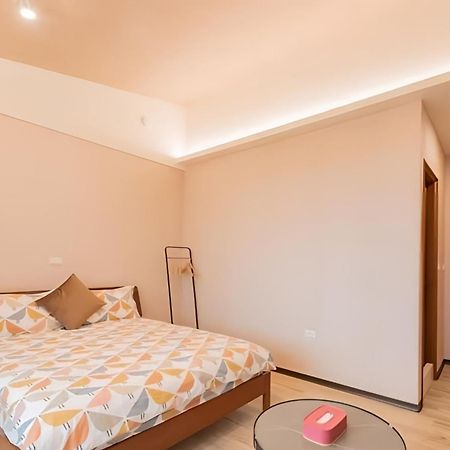 Kyushu Homestay Tainan Esterno foto