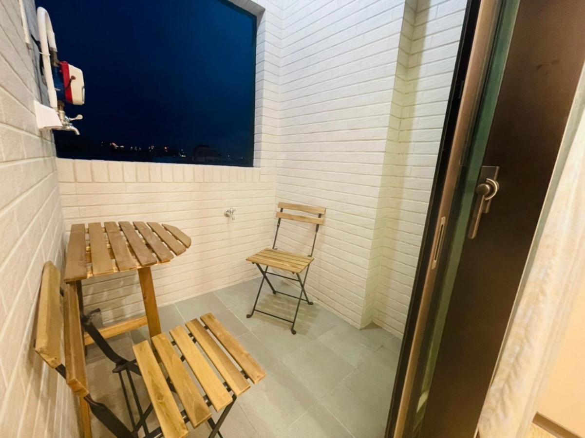 Kyushu Homestay Tainan Esterno foto