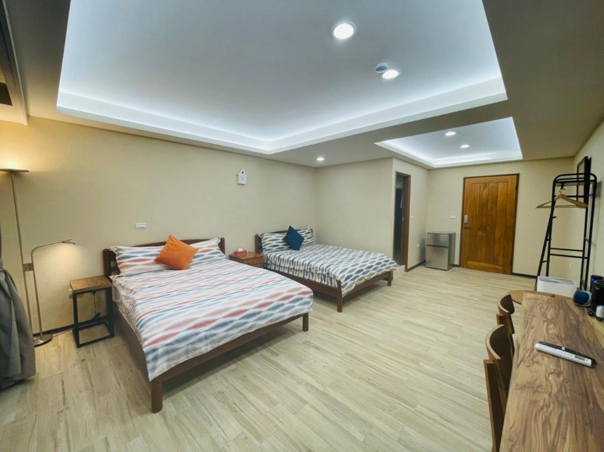 Kyushu Homestay Tainan Esterno foto