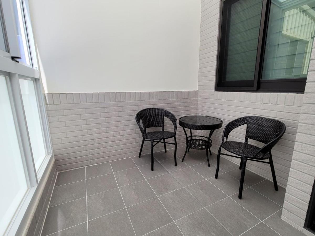 Kyushu Homestay Tainan Esterno foto