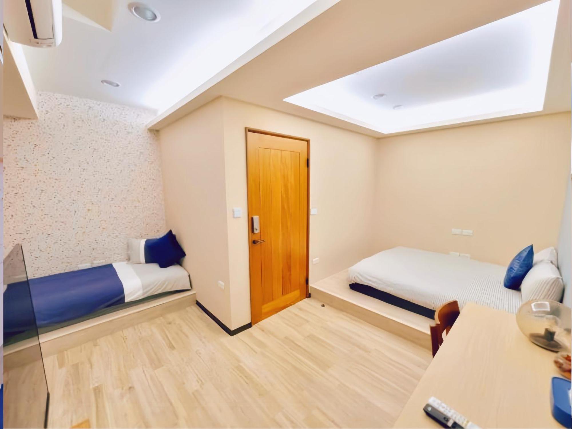 Kyushu Homestay Tainan Esterno foto